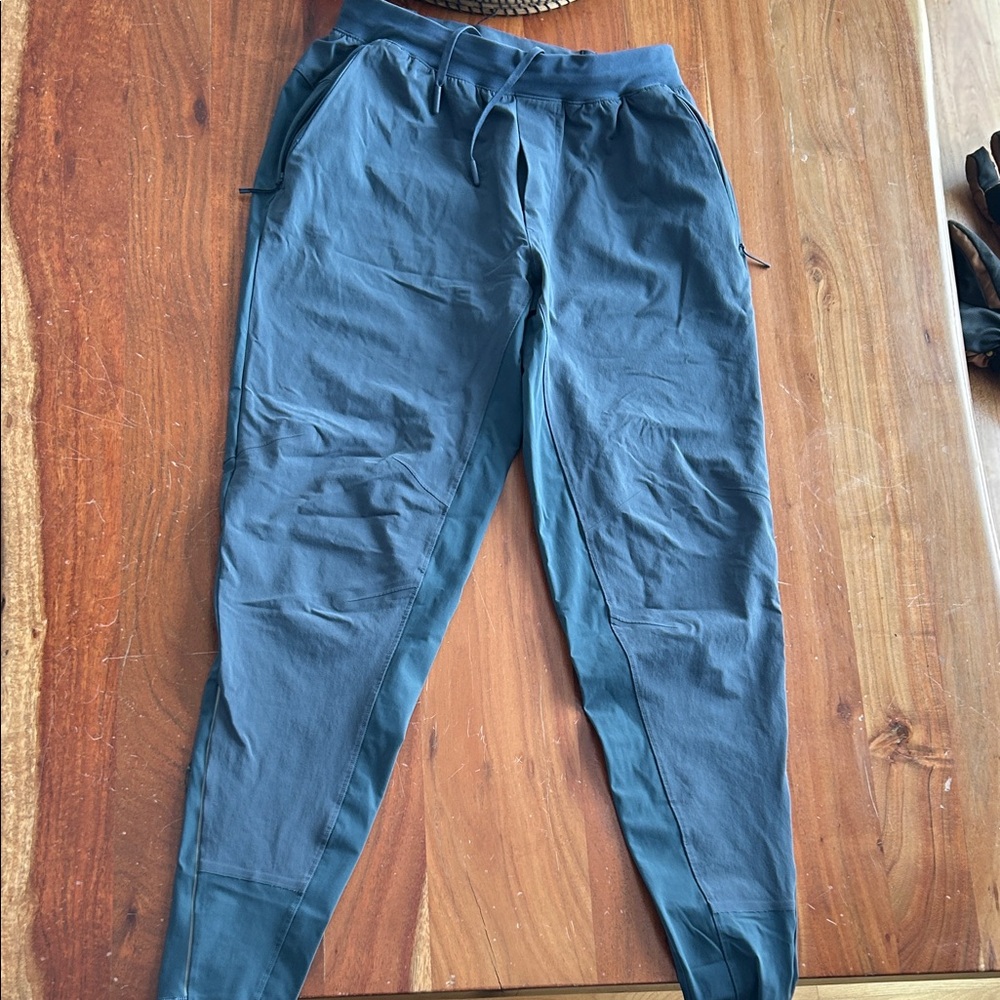 Lululemon Men's Blue Jogger Pants XS